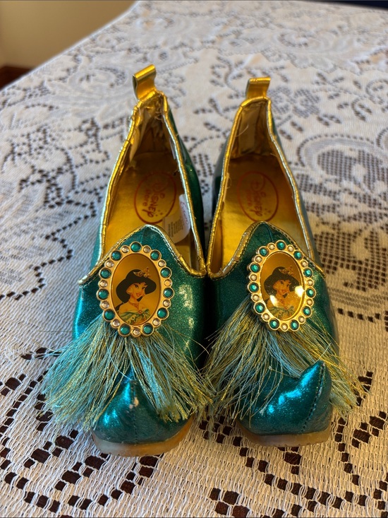 Disney Other - Disney Teal Glitter Jasmine Portrait Slip-On Flats